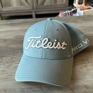 Titleist fitted golf hat